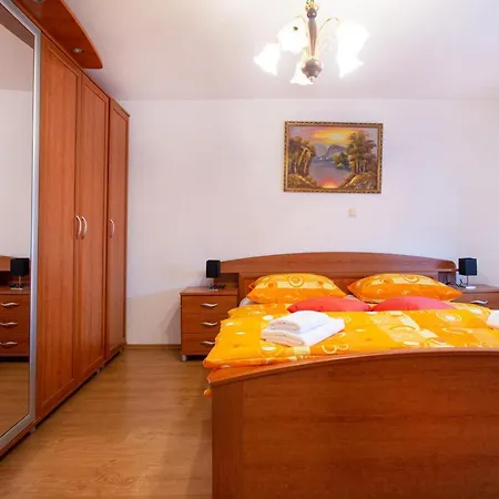 M.m. Gostinjska kuća Kranj